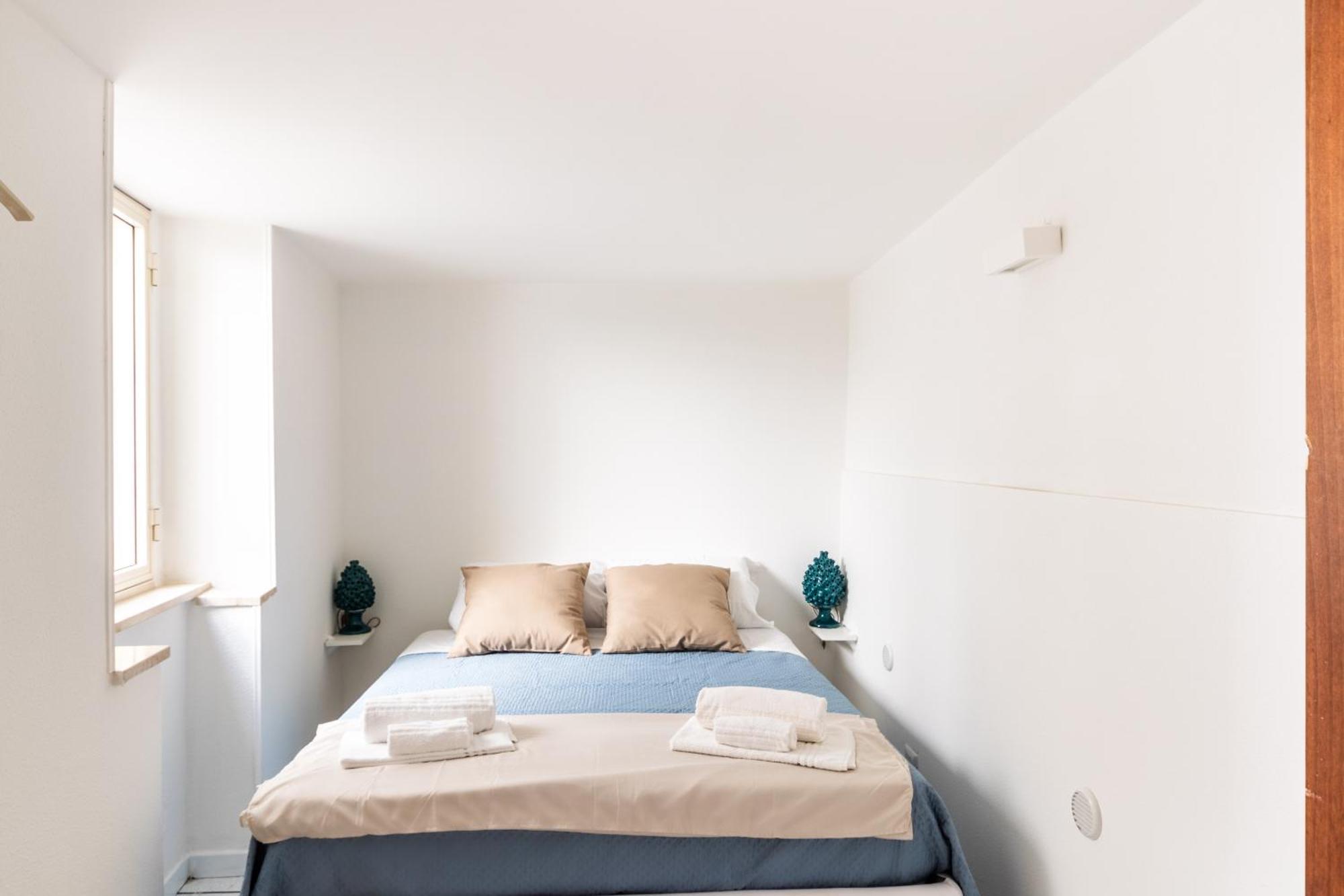 Fronte Mare Apartments & City Views Syracuse Quarto foto
